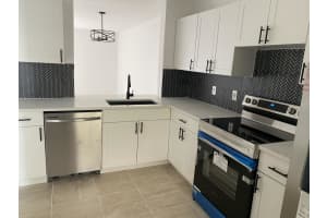 814 Hill Dr f, West Palm Beach, FL 33415, Sold 04/27/22