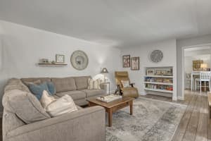 2216 22nd Ln, Palm Beach Gardens, FL 33418, Sold 04/22/22