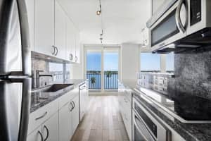 1701 S Flagler Dr APT 807, West Palm Beach, FL 33401, Sold 06/08/22