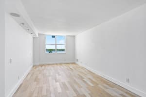 1701 S Flagler Dr APT 807, West Palm Beach, FL 33401, Sold 06/08/22