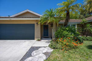 1534 Farmington Ct, Wellington, FL 33414, Sold 06/01/22