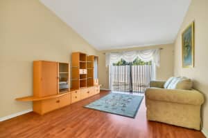 1554 Royal Forest Ct, West Palm Beach, FL 33406, Sold 04/19/22