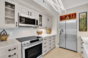 700 E Boynton Beach Blvd UNIT 1203, Boynton Beach, FL 33435, Sold 06/30/22