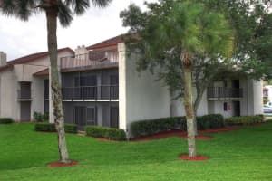 9460 Meadowood Dr APT 205, Fort Pierce, FL 34951, Sold 05/25/22