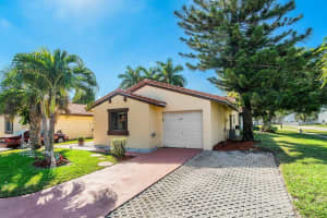 2850 Blue Spruce Ct, Lake Worth Beach, FL 33462, Sold 06/02/22