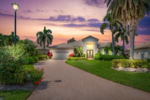 2208 SE Stonehaven Rd, Port St. Lucie, FL 34952, Sold 05/20/22