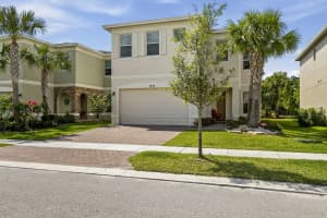 1573 NW Cataluna Cir, Port St. Lucie, FL 34986, Sold 06/09/22