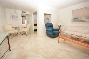 400 Village Green Cir E #319, Palm Springs, FL 33461, Sold 07/20/22
