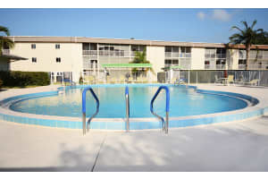400 Village Green Cir E #319, Palm Springs, FL 33461, Sold 07/20/22