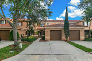 5208 Crossing Rocks Ct, Riviera Beach, FL 33407, Sold 05/06/22