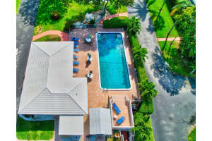 25 SE 13th St APT C6, Boca Raton, FL 33432, Sold 05/02/22