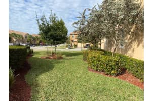 5755 Monterra Club Dr, Lake Worth Beach, FL 33463, Sold 04/15/22