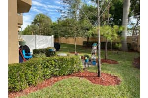 5755 Monterra Club Dr, Lake Worth Beach, FL 33463, Sold 04/15/22