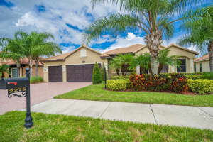 2275 NW Diamond Creek Way, Jensen Beach, FL 34957, Sold 06/03/22