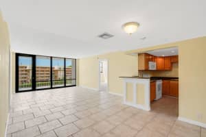 336 Golfview Rd APT 411, North Palm Beach, FL 33408, Sold 06/17/22