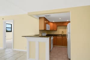 336 Golfview Rd APT 411, North Palm Beach, FL 33408, Sold 06/17/22