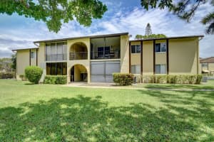 311 Pine Ridge Cir Apt C-1, Greenacres, FL 33463, Sold 09/20/22