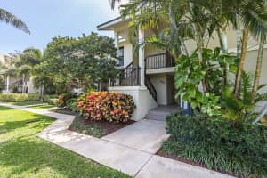 1809 Fairway Dr S, Jupiter, FL 33477, Sold 05/31/22