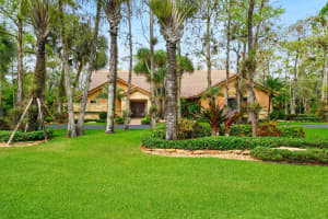 5444 W Leitner Dr, Coral Springs, FL 33067, Sold 05/17/22