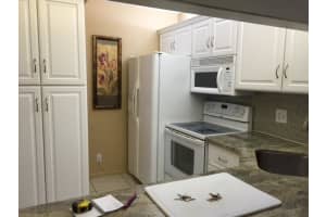 209 Foxtail Dr APT G2, Greenacres, FL 33415, Sold 05/13/22