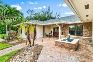 13265 Garwood Ct, Wellington, FL 33414, Sold 05/25/22