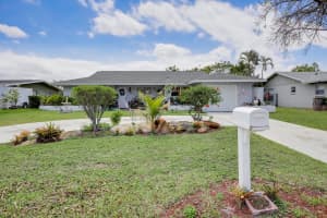 110 Sandpiper Ave, Royal Palm Beach, FL 33411, Sold 07/14/22