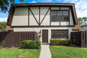 146 Weybridge Cir APT C, Royal Palm Beach, FL 33411, Sold 05/18/22