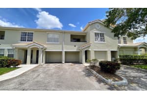 102 SW Peacock Blvd Apt 2-206, Port St. Lucie, FL 34986, Sold 05/12/22