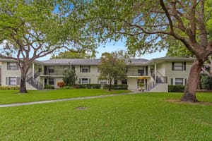 1201 Sabal Ridge Cir h, Palm Beach Gardens, FL 33418, Sold 06/06/22