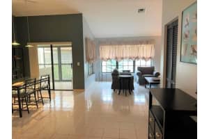 3463 Jog Park Dr, Greenacres, FL 33467, Sold 05/10/22