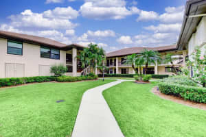 741 SW South River Dr APT 102, Stuart, FL 34997, Sold 04/29/22