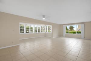 325 S Beach Rd APT 102, Jupiter, FL 33469, Sold 04/27/22