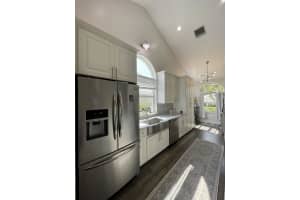 2760 White Wing Ln, West Palm Beach, FL 33409, Sold 05/20/22