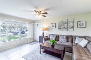 282 W High Point Ct, Delray Beach, FL 33445, Sold 06/03/22