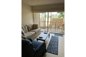 1533 SE Royal Green Cir c102, Port St. Lucie, FL 34952, Sold 05/13/22