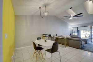 4551 Biddeford Ave APT 54, West Palm Beach, FL 33417, Sold 05/31/22