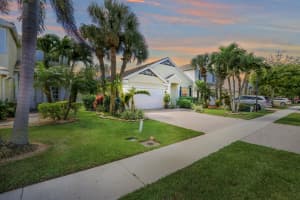 142 Canterbury Pl, Royal Palm Beach, FL 33414, Sold 05/16/22