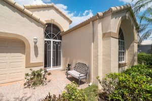 6109 Rossmoor Lakes Ct, Boynton Beach, FL 33437, Sold 05/31/22