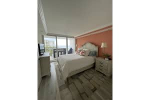 3546 S Ocean Blvd APT 623, South Palm Beach, FL 33480, Sold 05/05/22