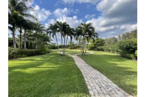 3440 Ambassador Dr, Wellington, FL 33414, Sold 06/23/22