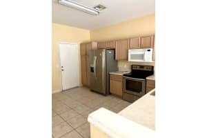 1025 Woodfield Rd, Greenacres, FL 33415, Sold 05/18/22