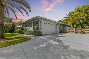 903 SW Keats Ave, Palm City, FL 34990, Sold 05/06/22