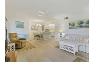 309 Pine Ridge Cir b 2, Greenacres, FL 33463, Sold 06/01/22