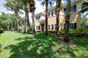 360 Chambord Terrace, Palm Beach Gardens, FL 33410, Sold 05/09/22