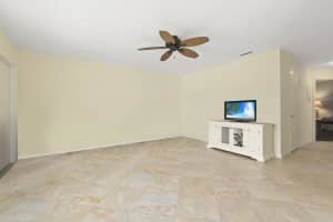 2800 Indian River Blvd APT Q6, Vero Beach, FL 32960, Sold 07/22/22