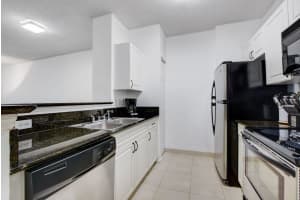 630 S Sapodilla Ave APT 320, West Palm Beach, FL 33401, Sold 04/11/22