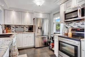 311 SE 3rd St APT 309, Dania Beach, FL 33004, Sold 06/21/22