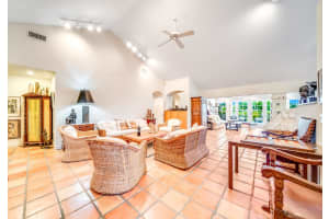 2330 Saratoga Bay Dr, West Palm Beach, FL 33409, Sold 05/20/22