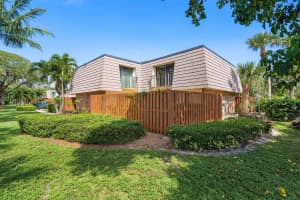 135 Ocean Cove Dr, Jupiter, FL 33477, Sold 05/18/22