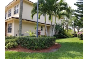 424 SE Bloxham Way, Stuart, FL 34997, Sold 05/27/22